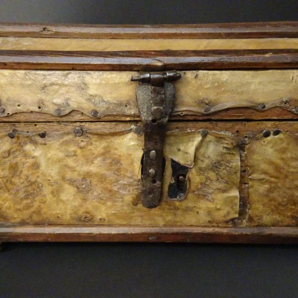 Bauletto rivestito in pelle XVIII secolo-2