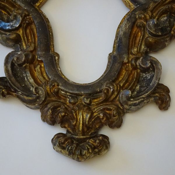 Coppia di cornici in legno argentato e dorato Luigi XIV -1