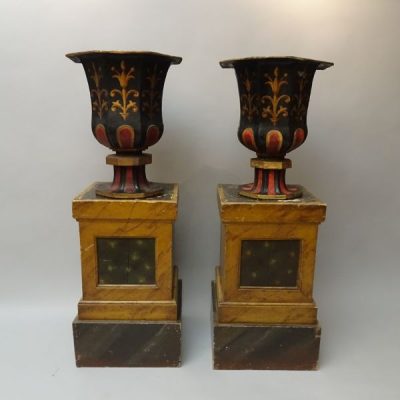 Coppia di vasi neoclassici in cartapesta inizio XIX secolo-3